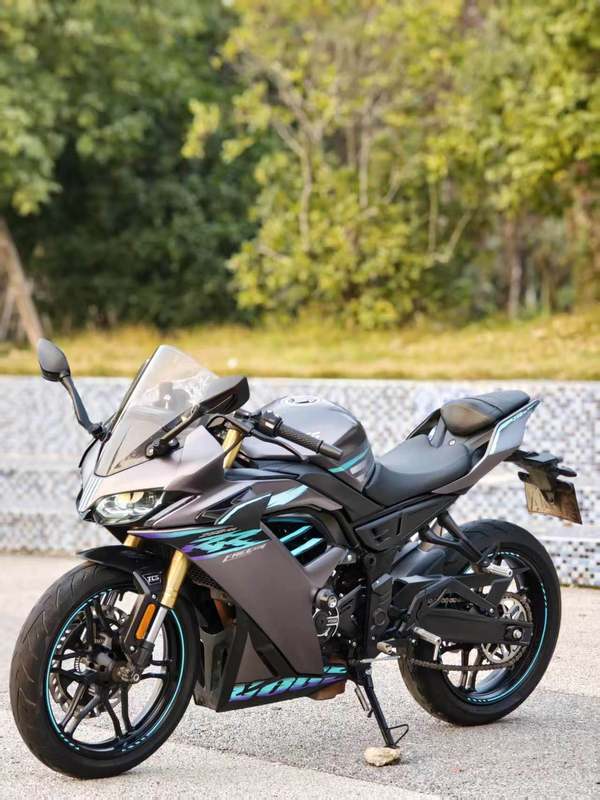 无极 250RR