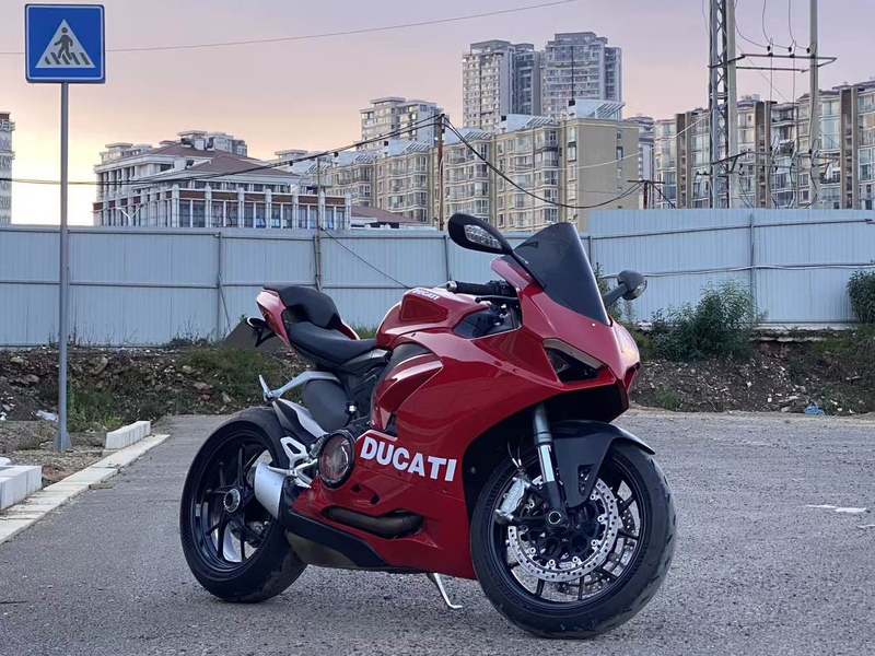 杜卡迪 Panigale V2