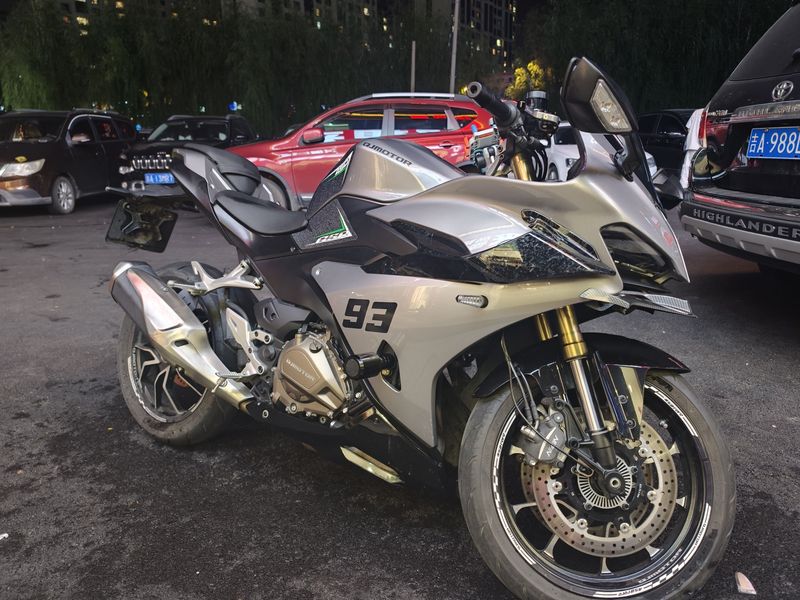 QJMOTOR 赛450