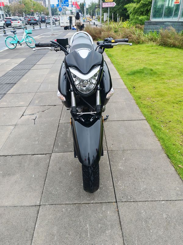 豪爵铃木 骊驰 GW250