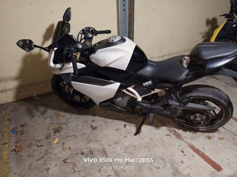 春风 250SR