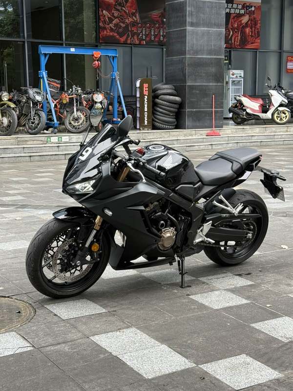 本田DREAMWING CBR650R