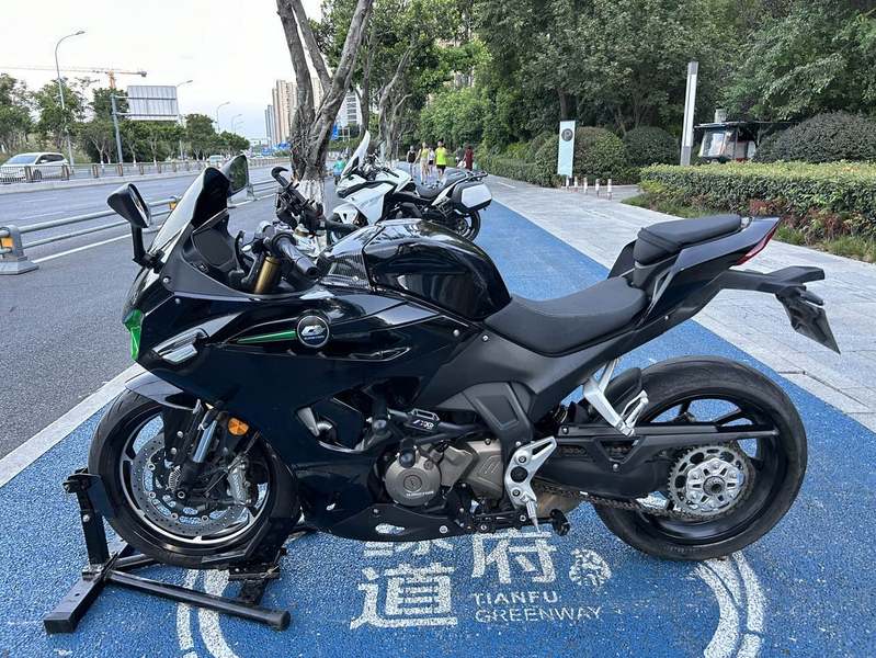 QJMOTOR 赛550
