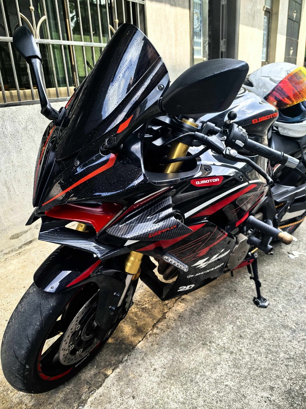 QJMOTOR 赛600