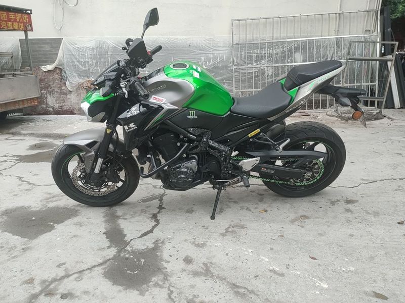川崎 Z900