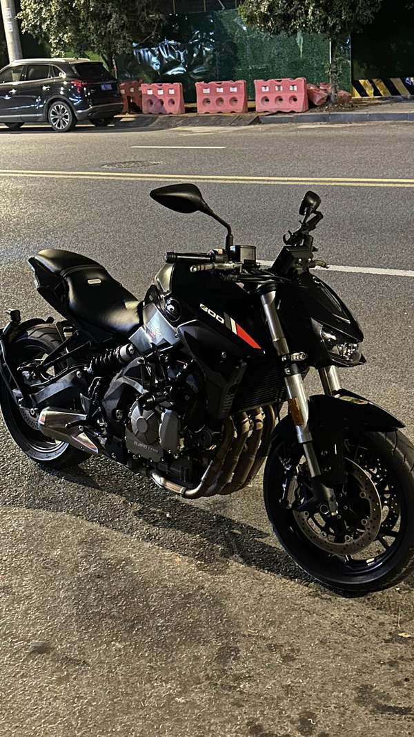 QJMOTOR 追600