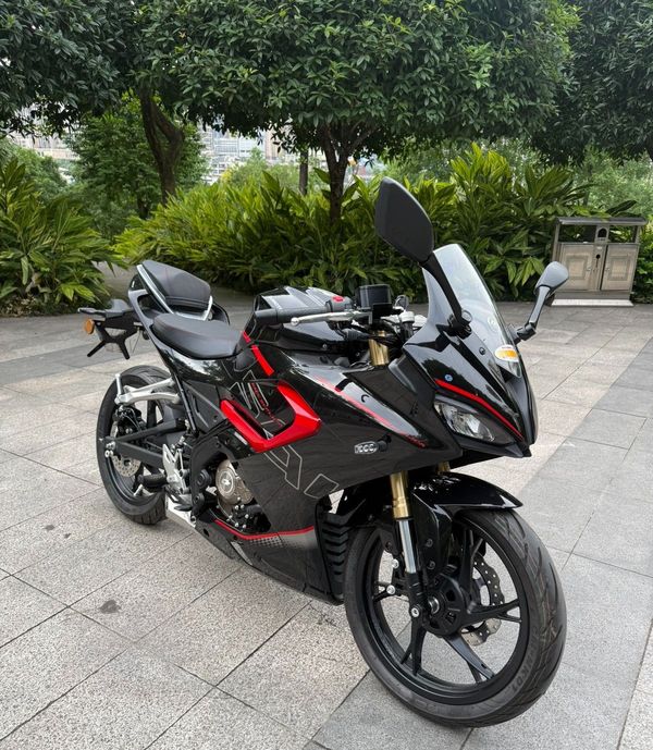 QJMOTOR 赛150