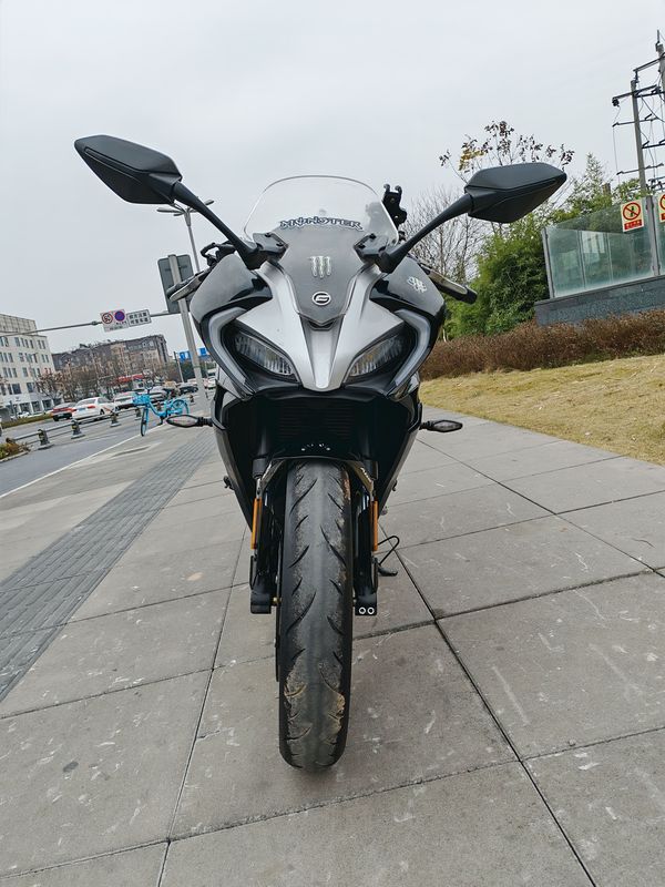 春风 250SR