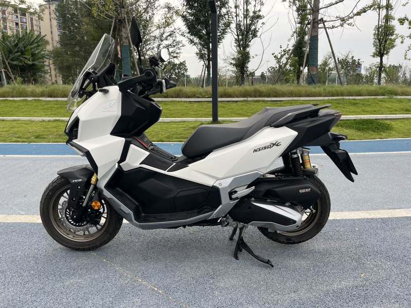 新大洲本田 NS150XC