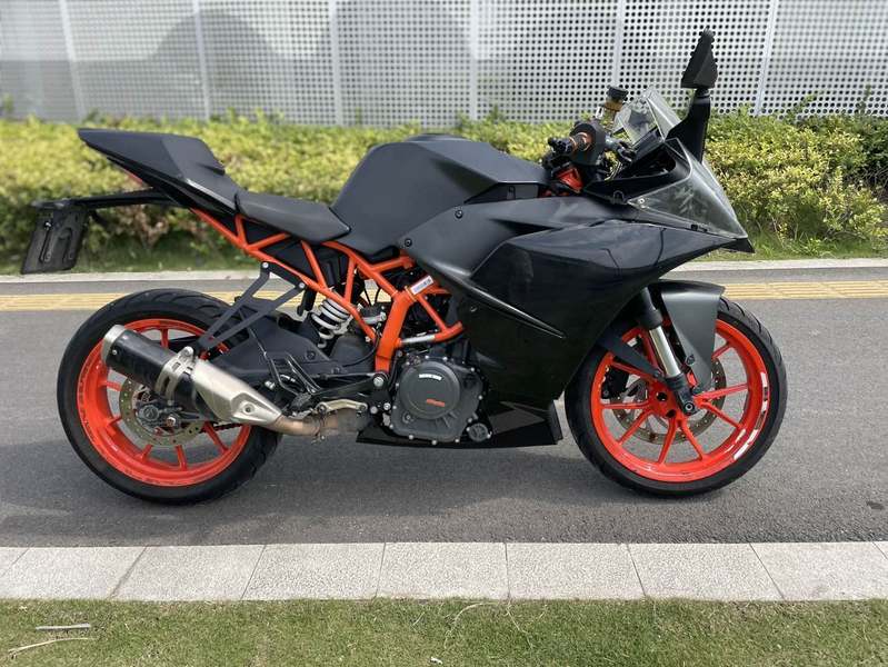 KTMR2R RC 390 