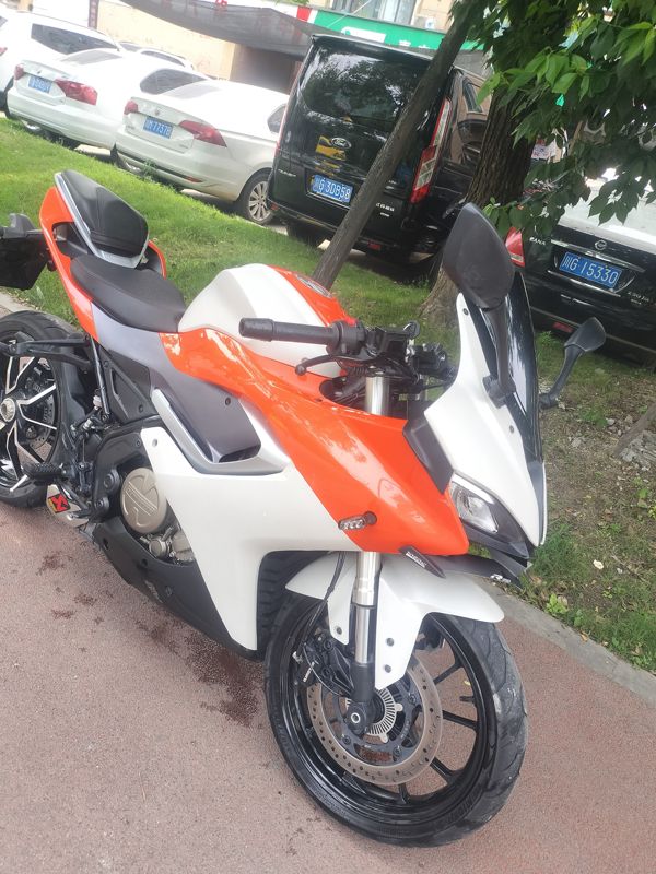 QJMOTOR 赛250