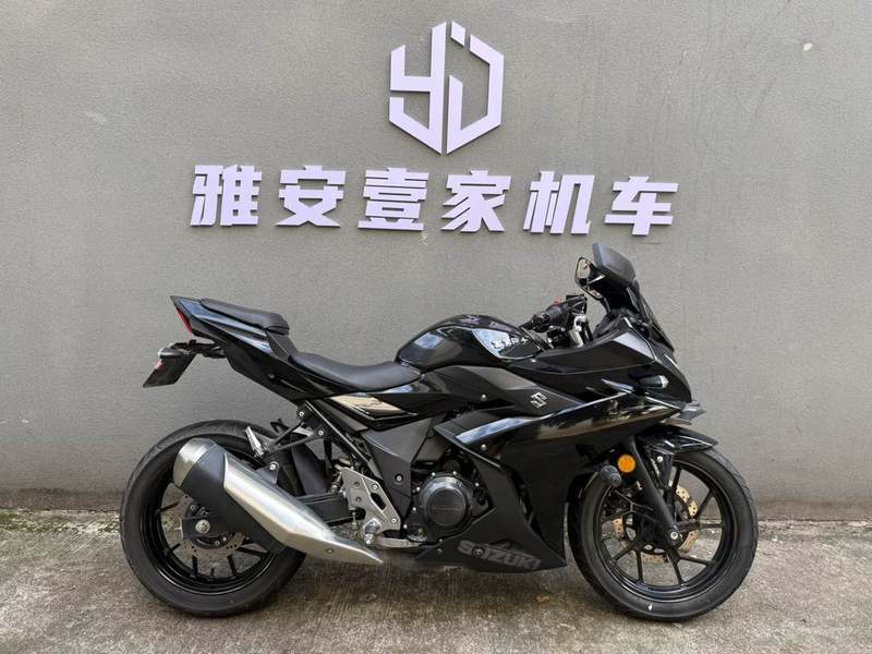 豪爵铃木 GSX250R