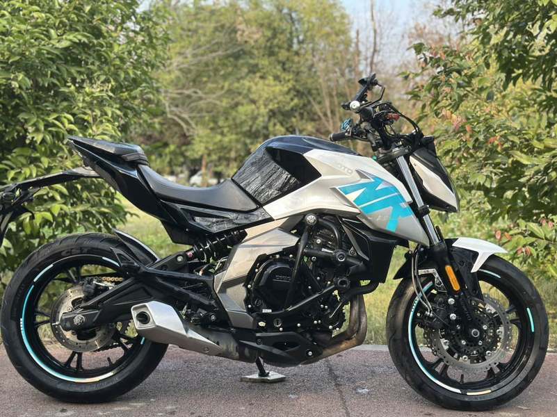 春风 400NK