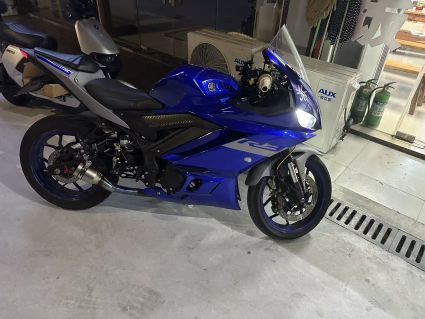 雅马哈 YZF-R3
