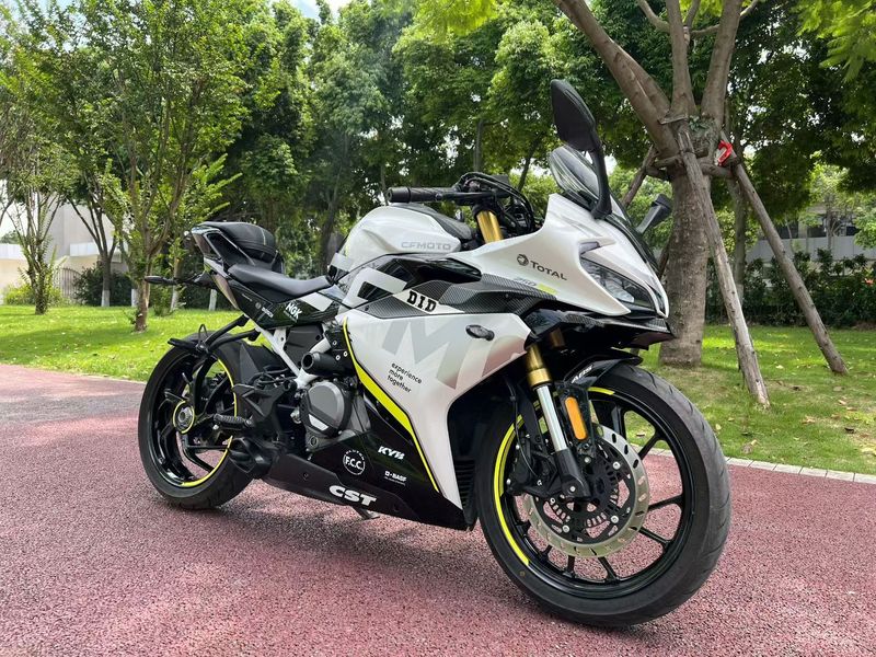 春风 250SR
