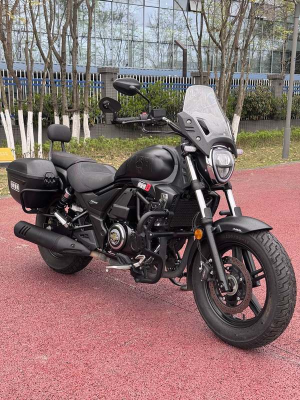豪爵 TR300
