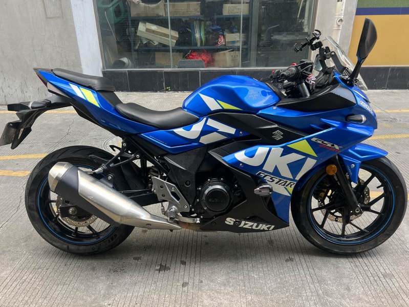 豪爵铃木 GSX250R