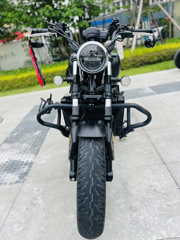 QJMOTOR 闪500S