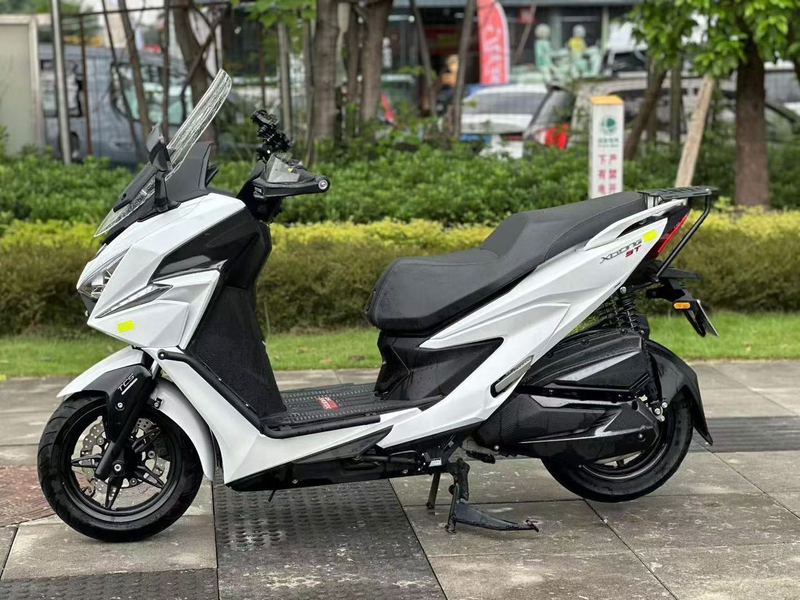 光阳 赛艇 ST250