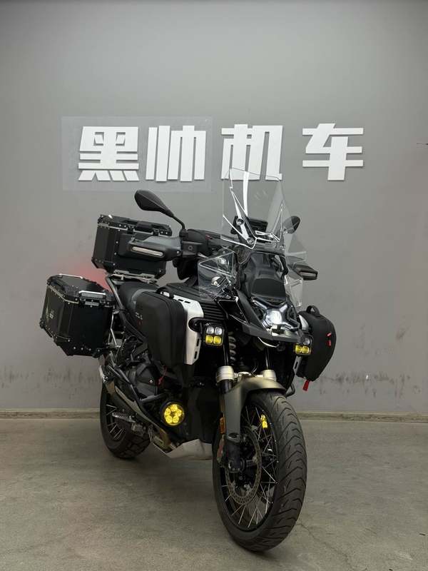 宝马 R 1300 GS