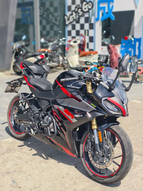 春风 250SR