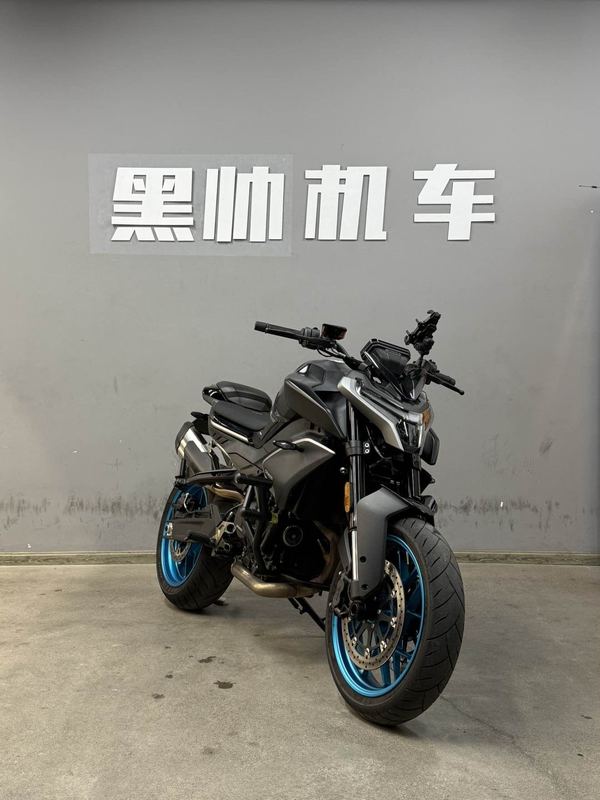 春风 800NK
