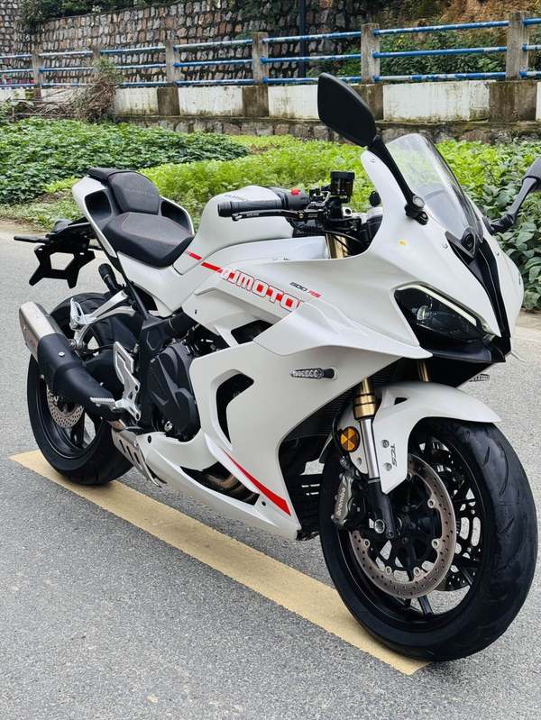 QJMOTOR 赛600