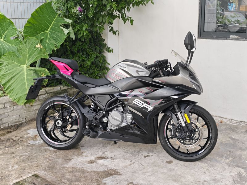 春风 250SR