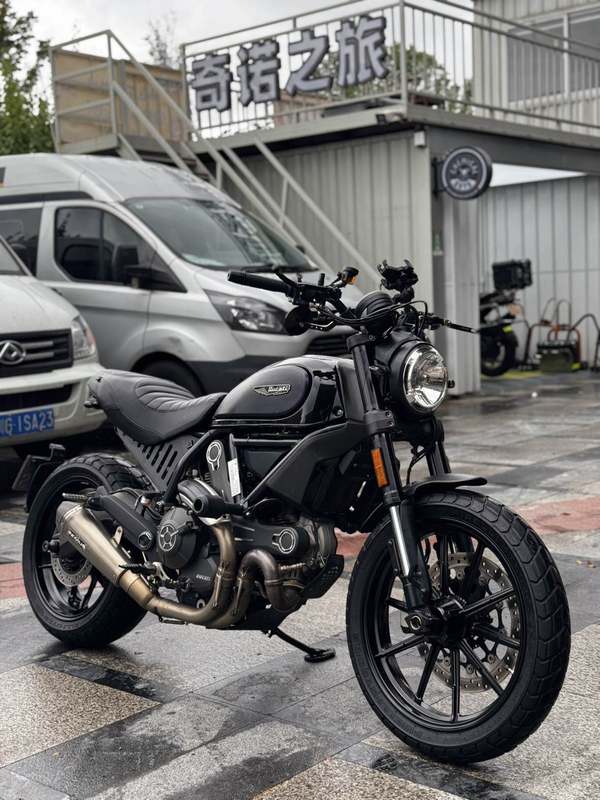 杜卡迪 Scrambler 800