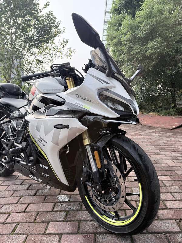 春风 250SR
