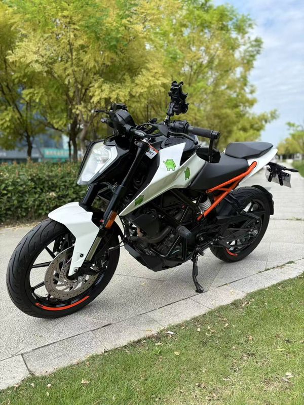 KTMR2R 250 Duke