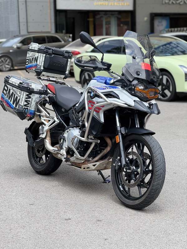 宝马 F 750 GS