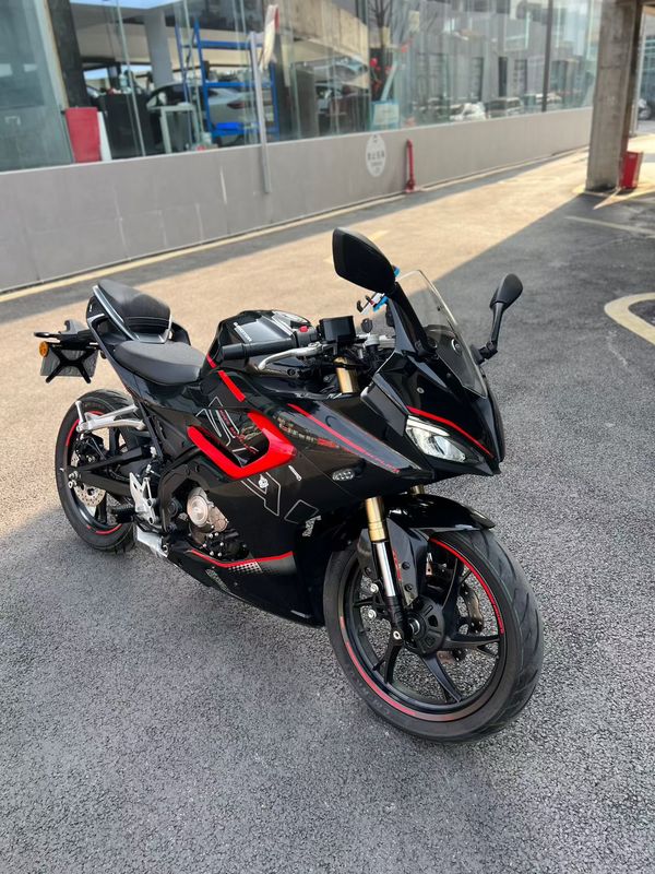 QJMOTOR 赛150