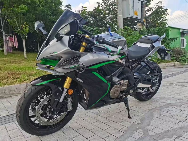 QJMOTOR 赛600