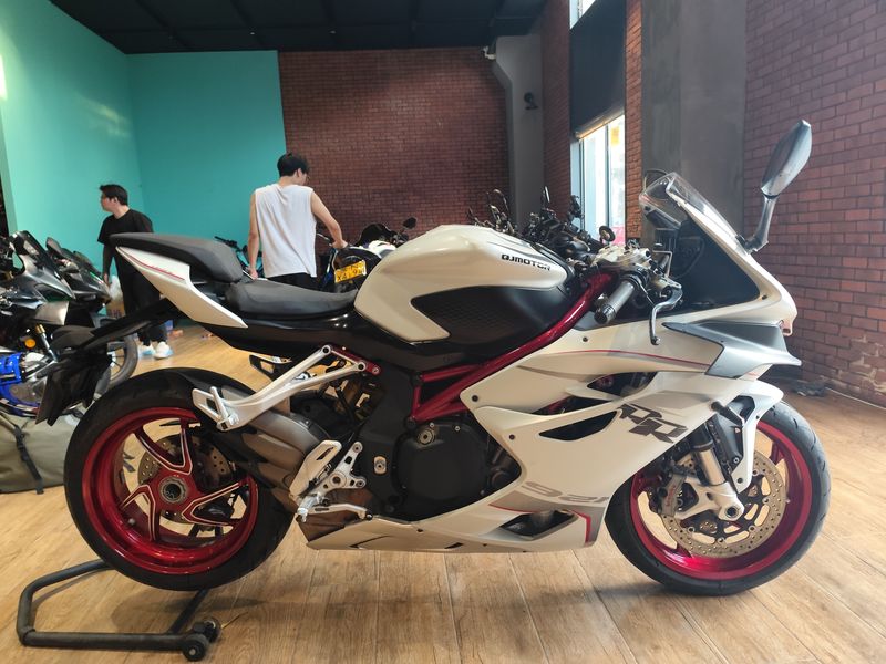 QJMOTOR QJ900GS-8D