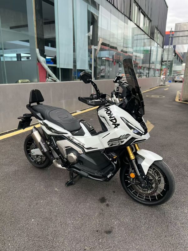 本田DREAMWING X-ADV 750