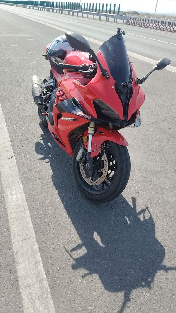 QJMOTOR 赛600