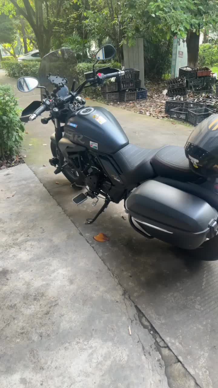 豪爵 TR300