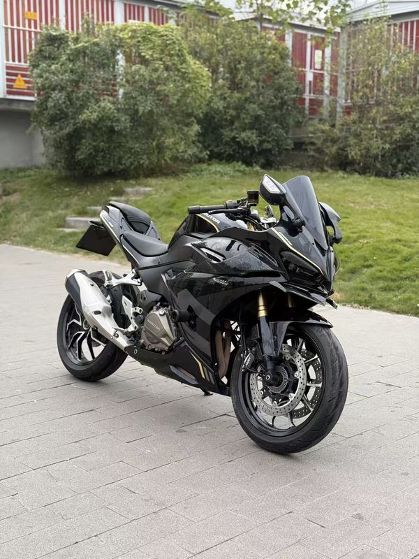 QJMOTOR 赛450