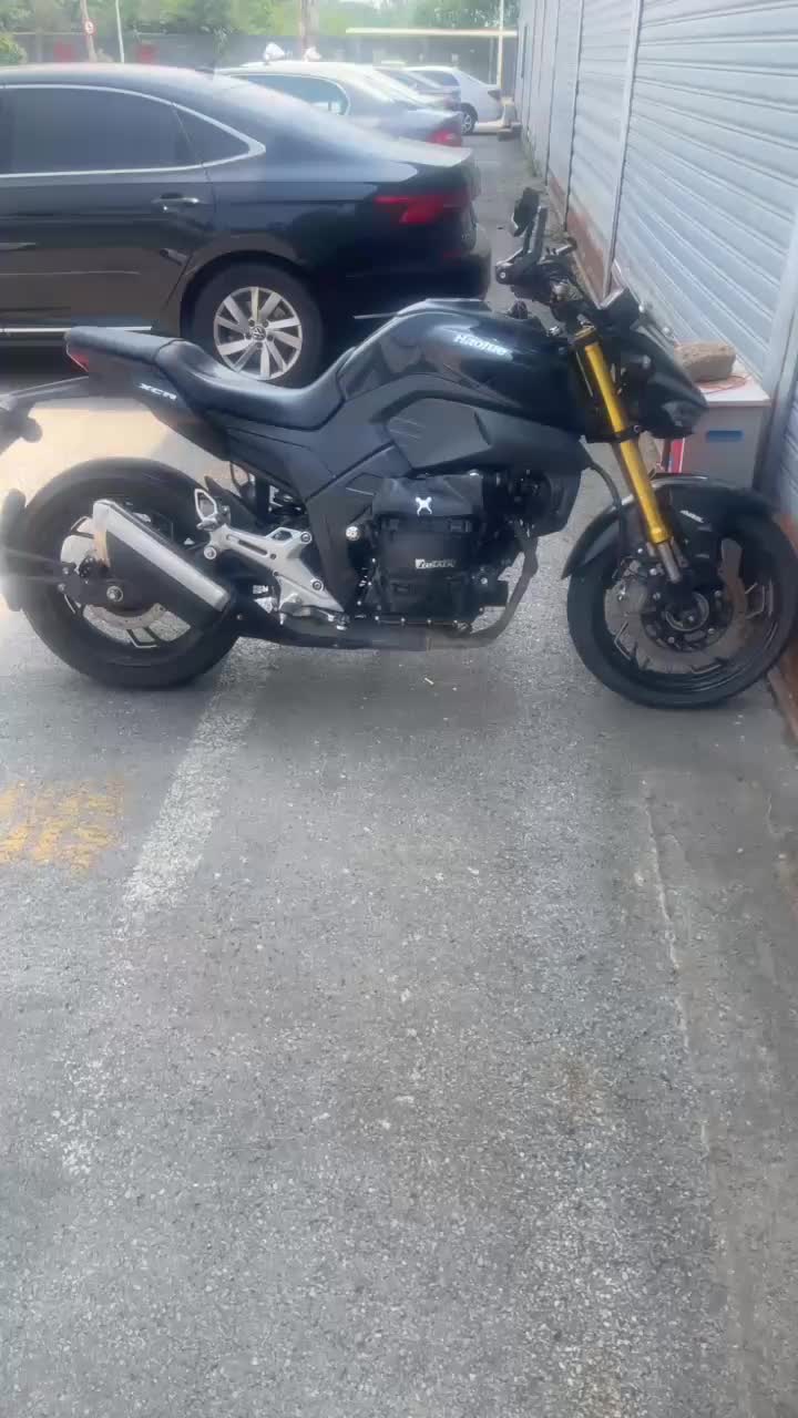 豪爵 XCR300