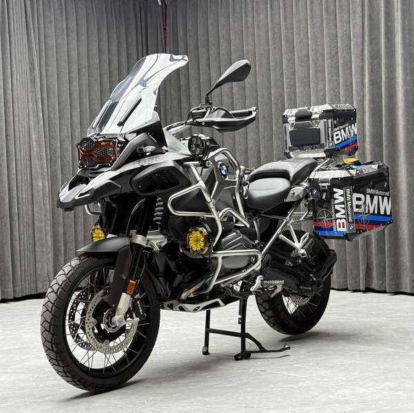 宝马 R 1200 GS