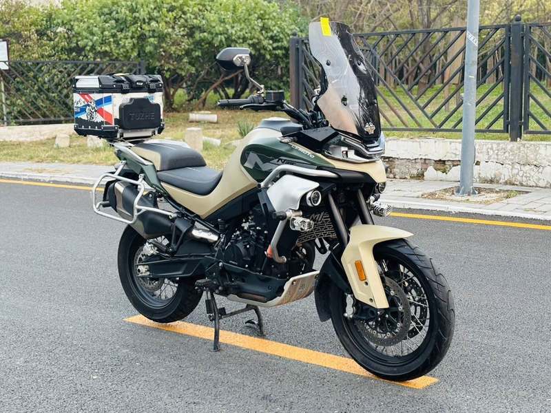春风 800MT