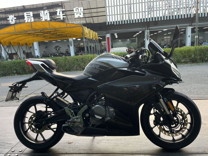 春风 250SR
