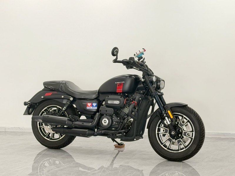 QJMOTOR 闪250