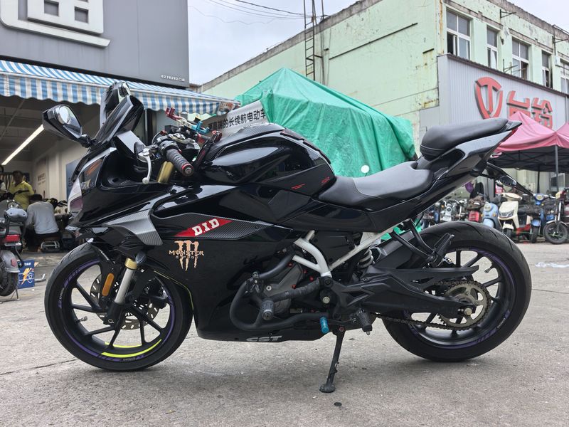 春风 250SR