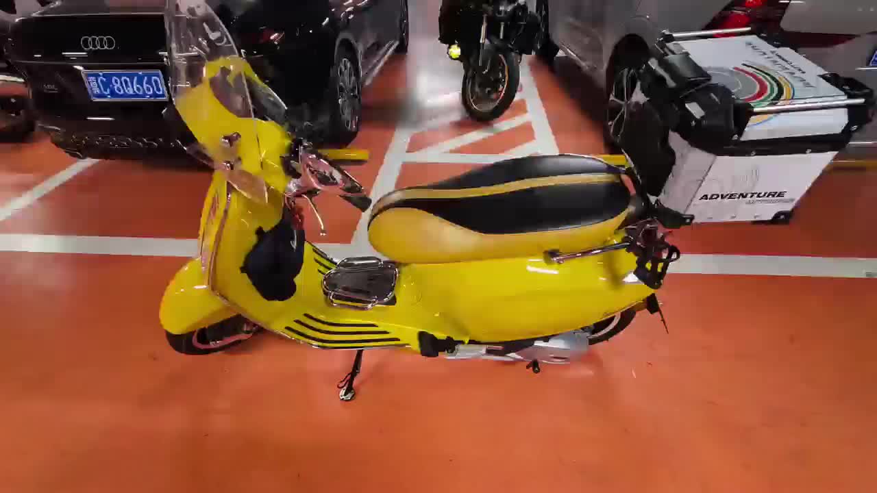 VESPA Sprint 150