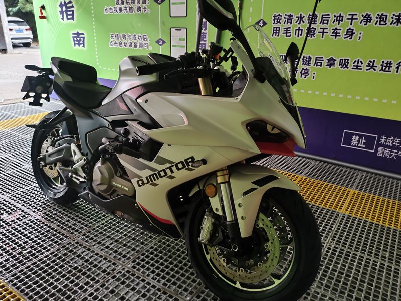 QJMOTOR 赛550