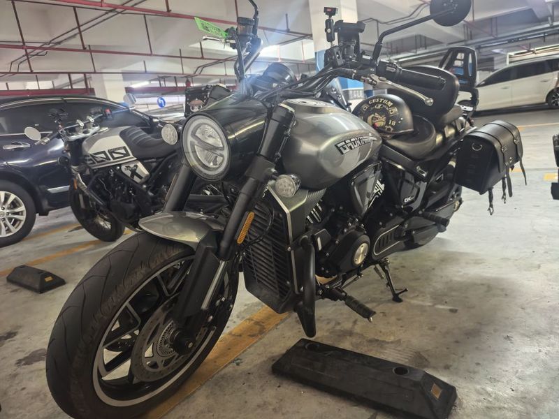 高金 Thor650 Bobber
