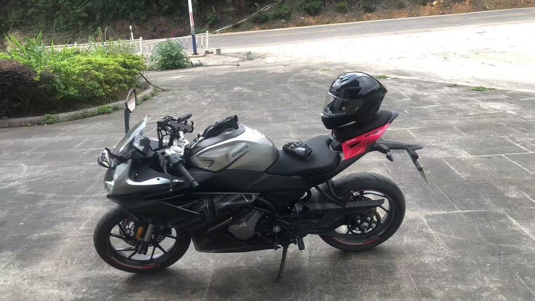 春风 250SR