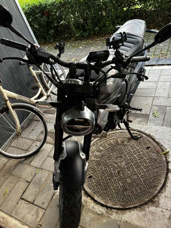 新大洲本田 CBF190TR